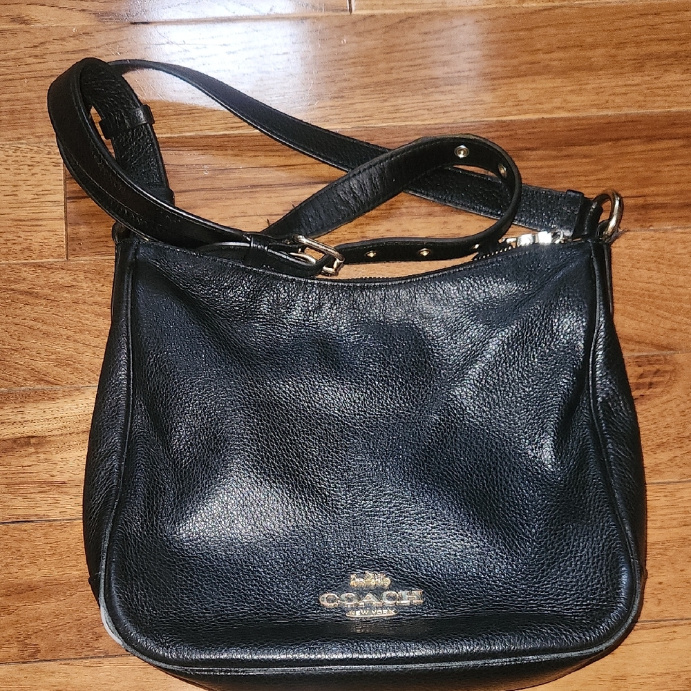 Coach F58270 Black Pebbled Leather Crossbody Bag Adjustable Strap P-007